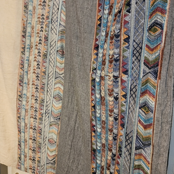 Two tops - Picture 4 of 4